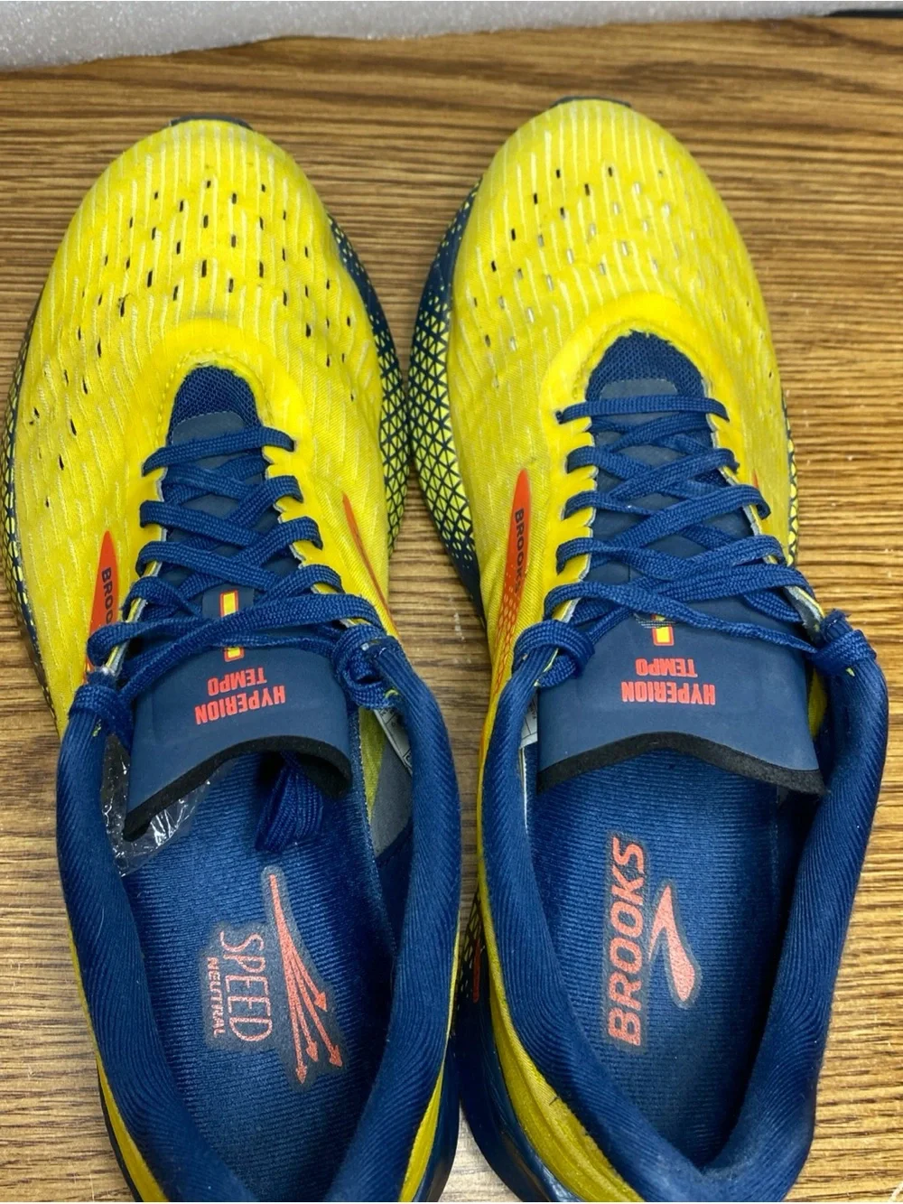Brooks Hyperion Tempo Mens Running Shoes Yellow Blue 1103391D767 Size 11.5 D